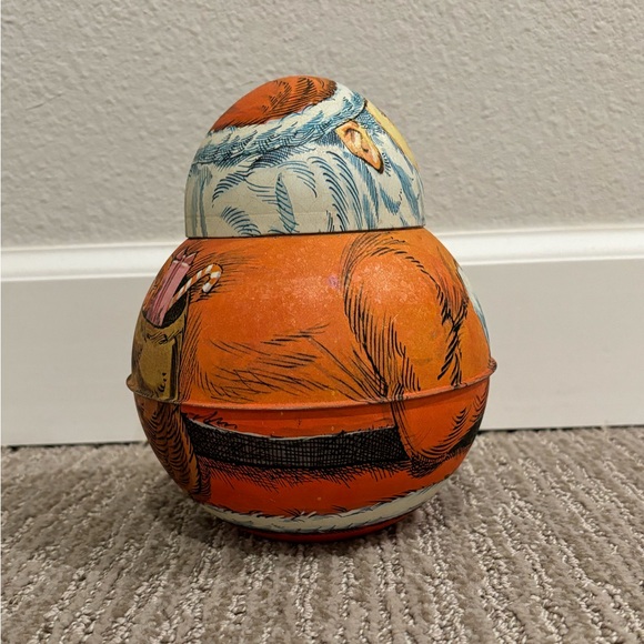 SOLDVintage 7” Santa tin 1980 Bristol Ware / Chein Industries, candy/tobacco tin - Picture 7 of 14